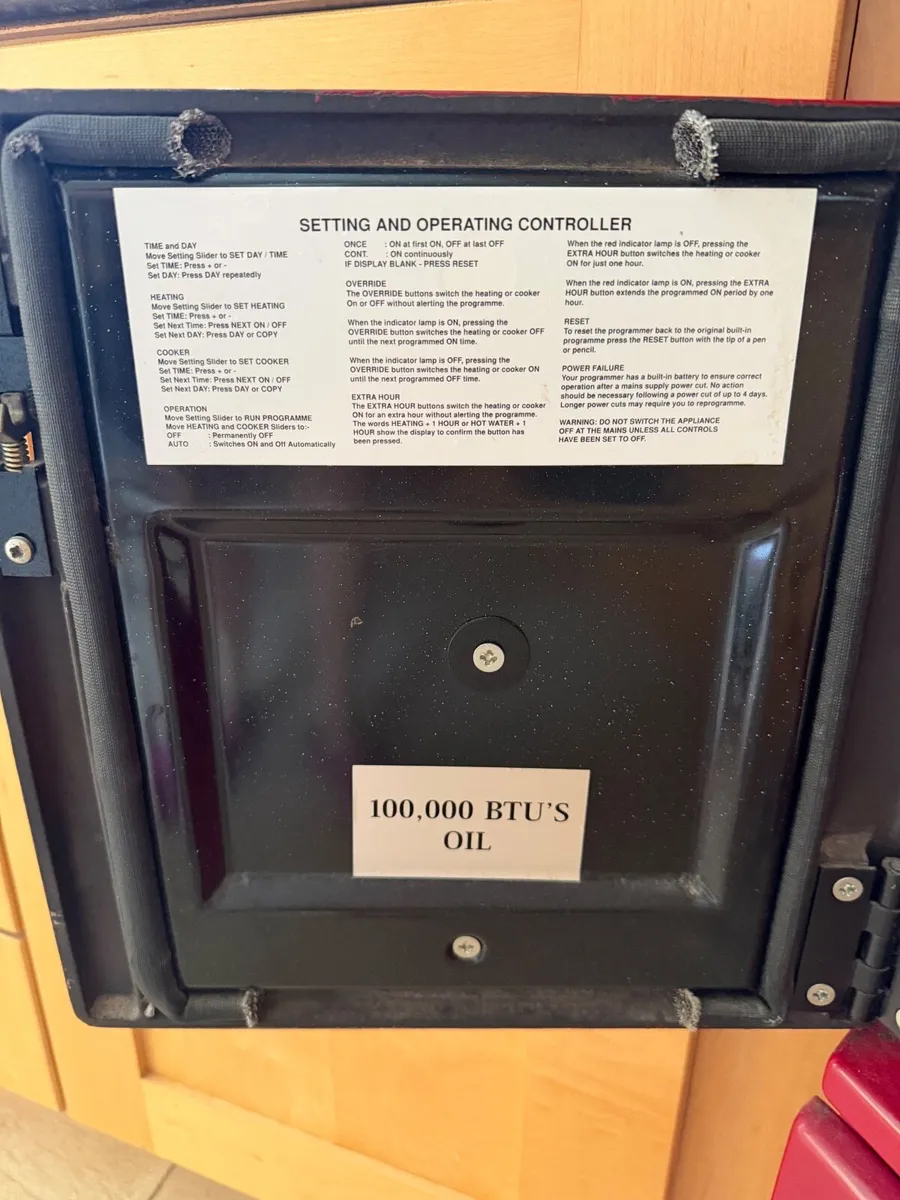 Stanley 100BTU oil boiler and cooker - Image 4