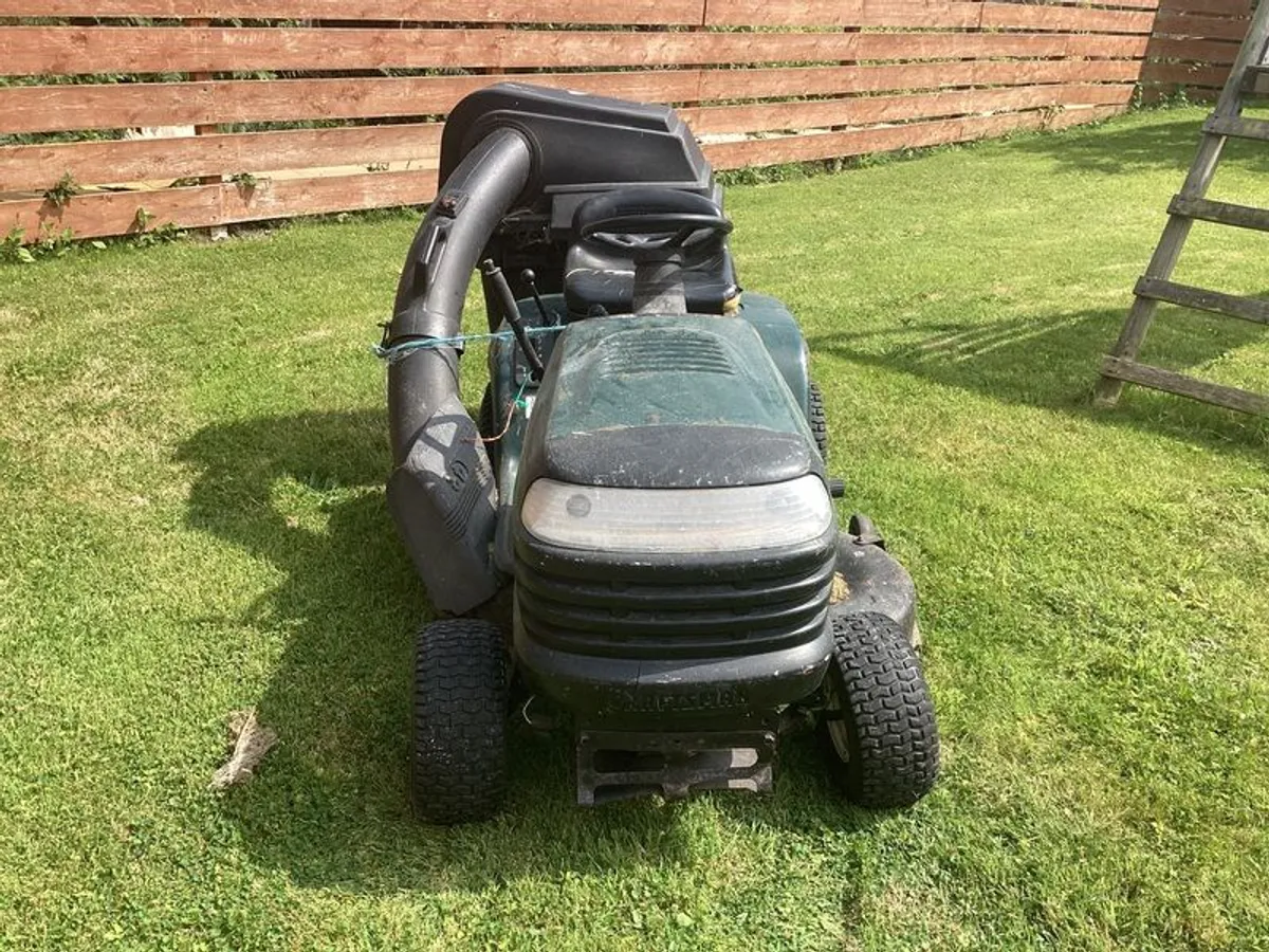 Ride on lawnmower - Image 2