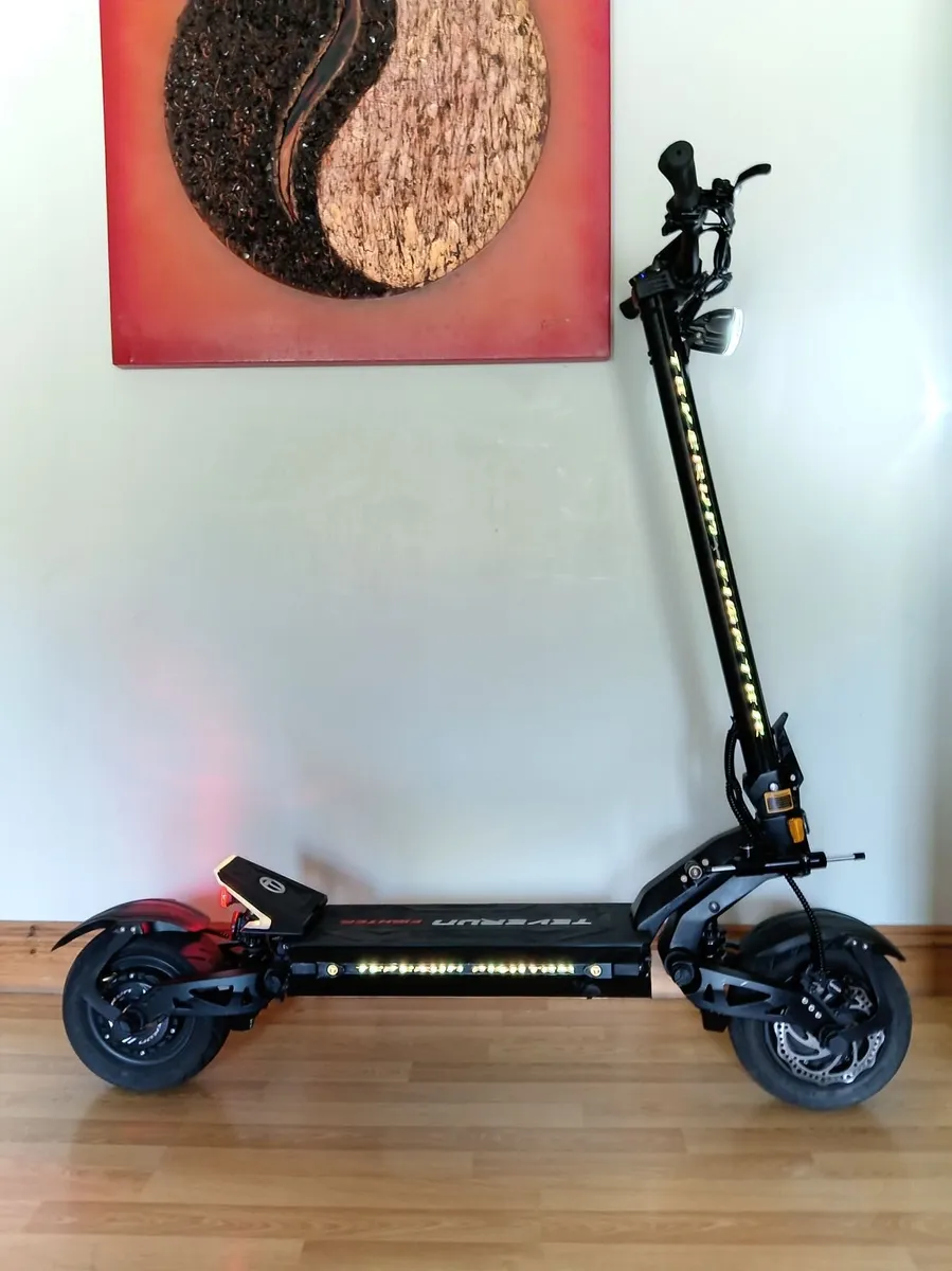 Electric Scooter Teverun Fighter 11 Extras Trade - Image 4