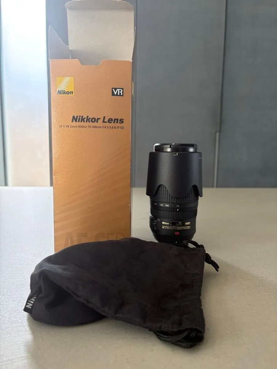 Nikkor AF-S 70-300mm - Image 1