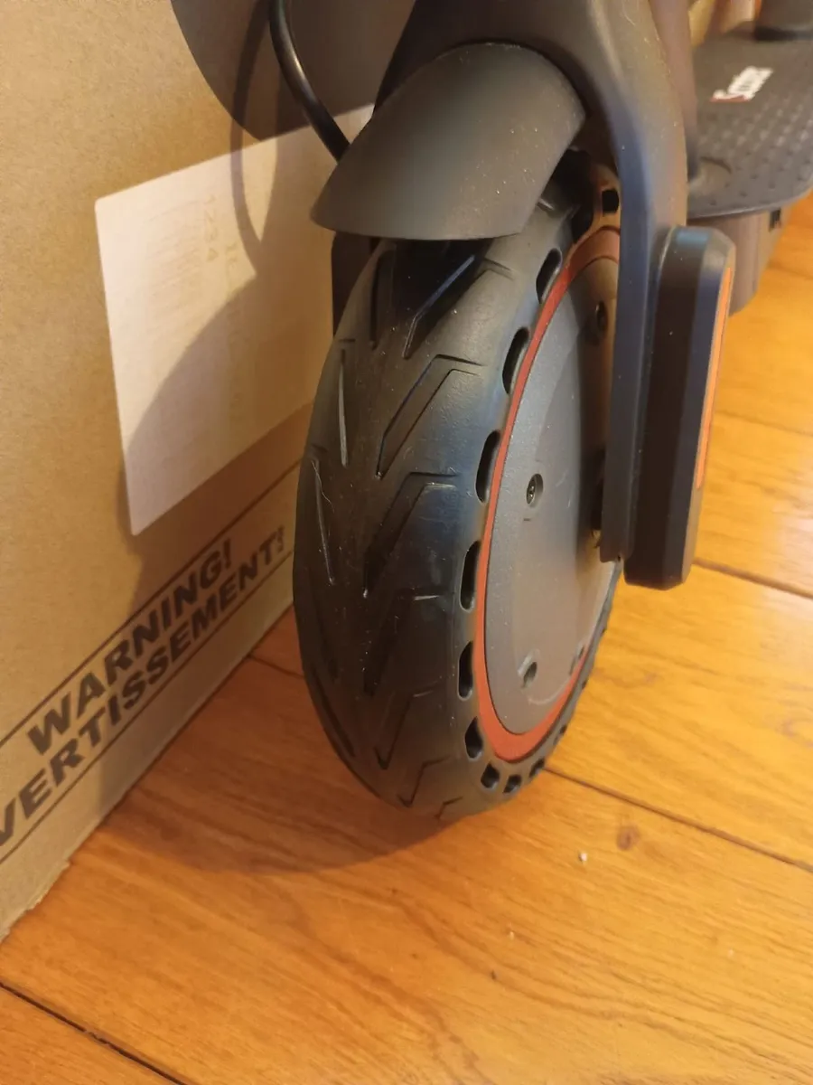 E Scooter with App - Image 1