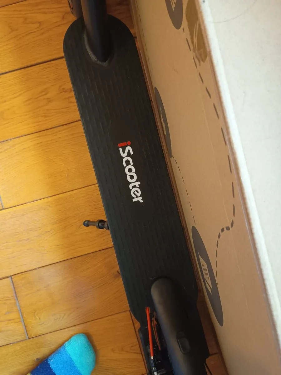 E Scooter with App - Image 4
