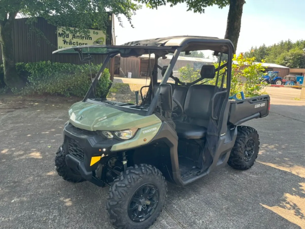 Can-Am HD8 DPS Utility Vehicle - Image 2