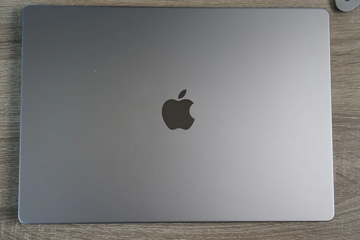 MacBook Pro 16" 32GB | 2021 | M1 Pro | 512GB - Image 4