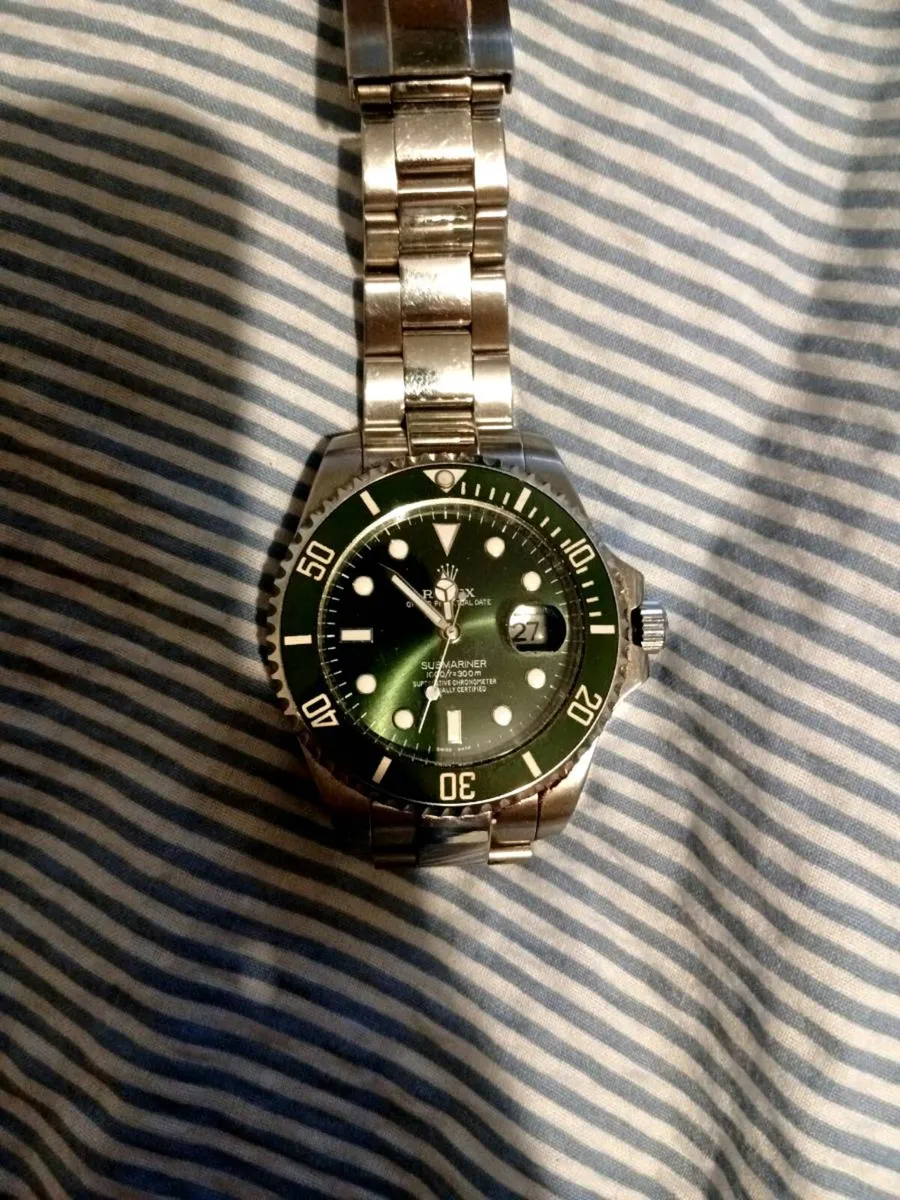 Rolex Inspired Green Submariner - Image 4