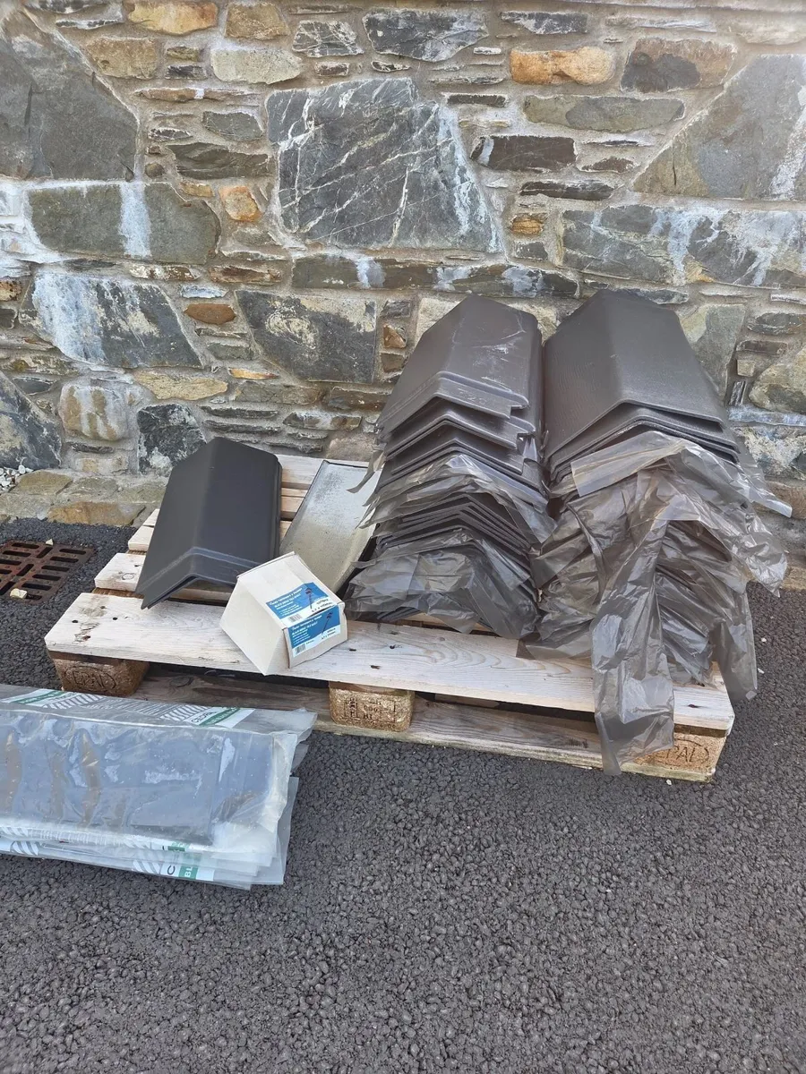 Ridge Tiles 120 degree Cedral Blue Black - Image 3