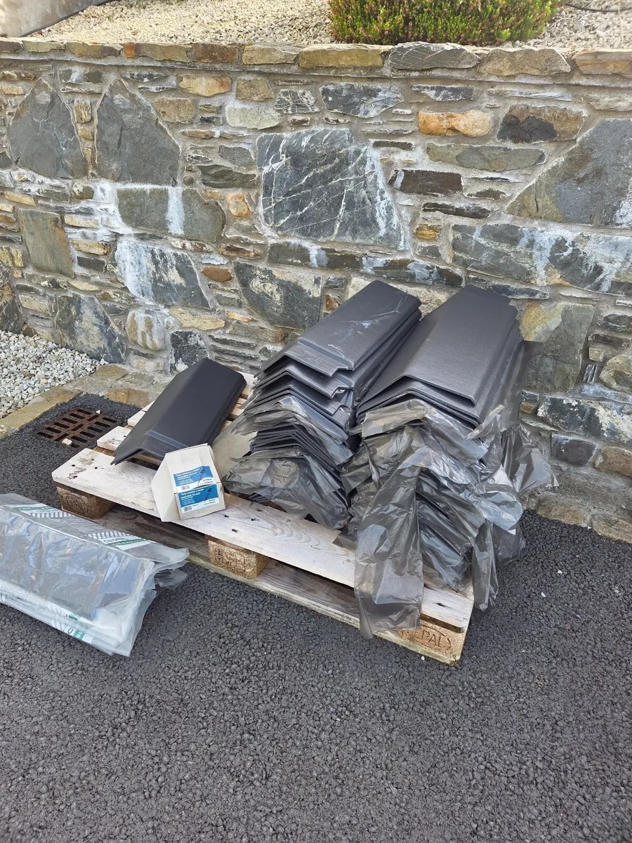 Ridge Tiles 120 degree Cedral Blue Black - Image 4