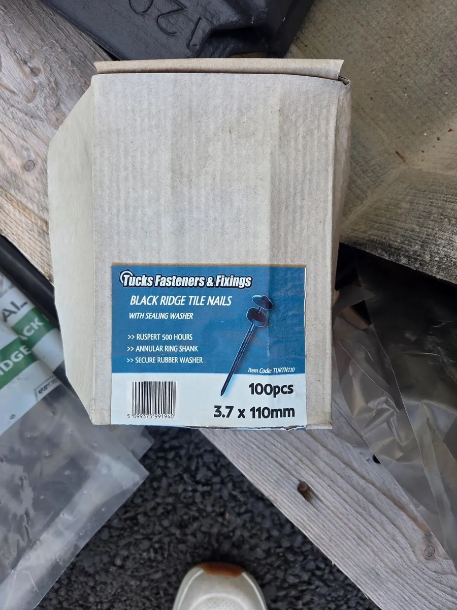 Ridge Tiles 120 degree Cedral Blue Black - Image 2