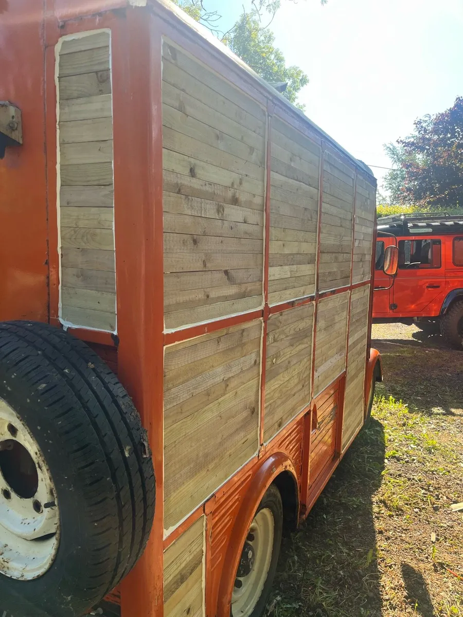 Food truck; Citroen hy wood fired pizza van - Image 4