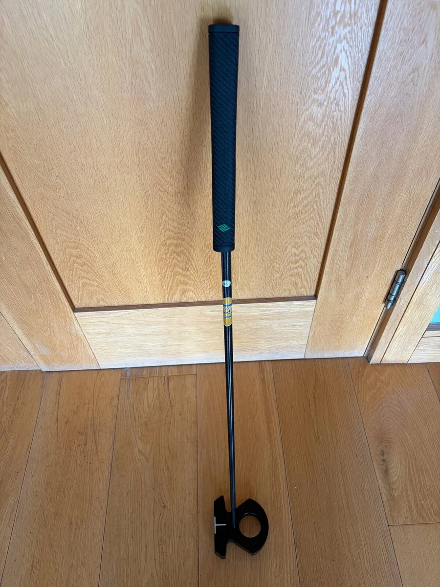Brand new Left handed golf putter - 34 inches - Image 1