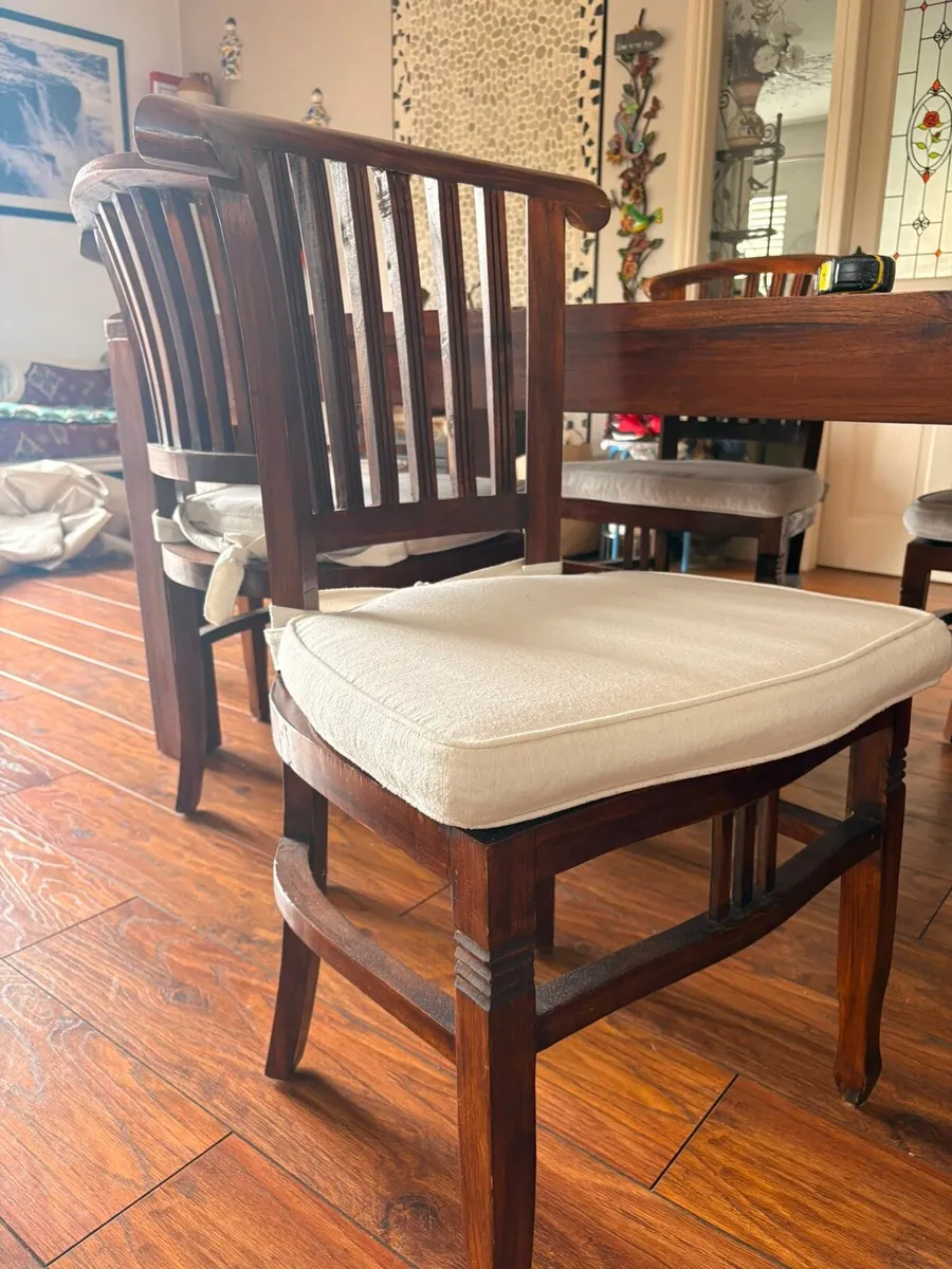 Kitchen table & Chairs - Image 2