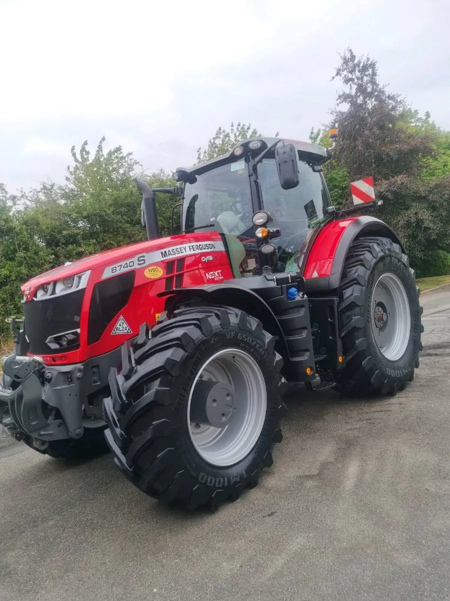 Massey Ferguson 8740S Next Edition - Image 2