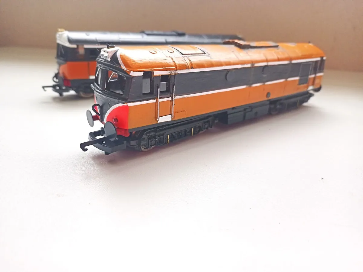MODEL  RAILWAY   IRISH  LOCO - Image 1