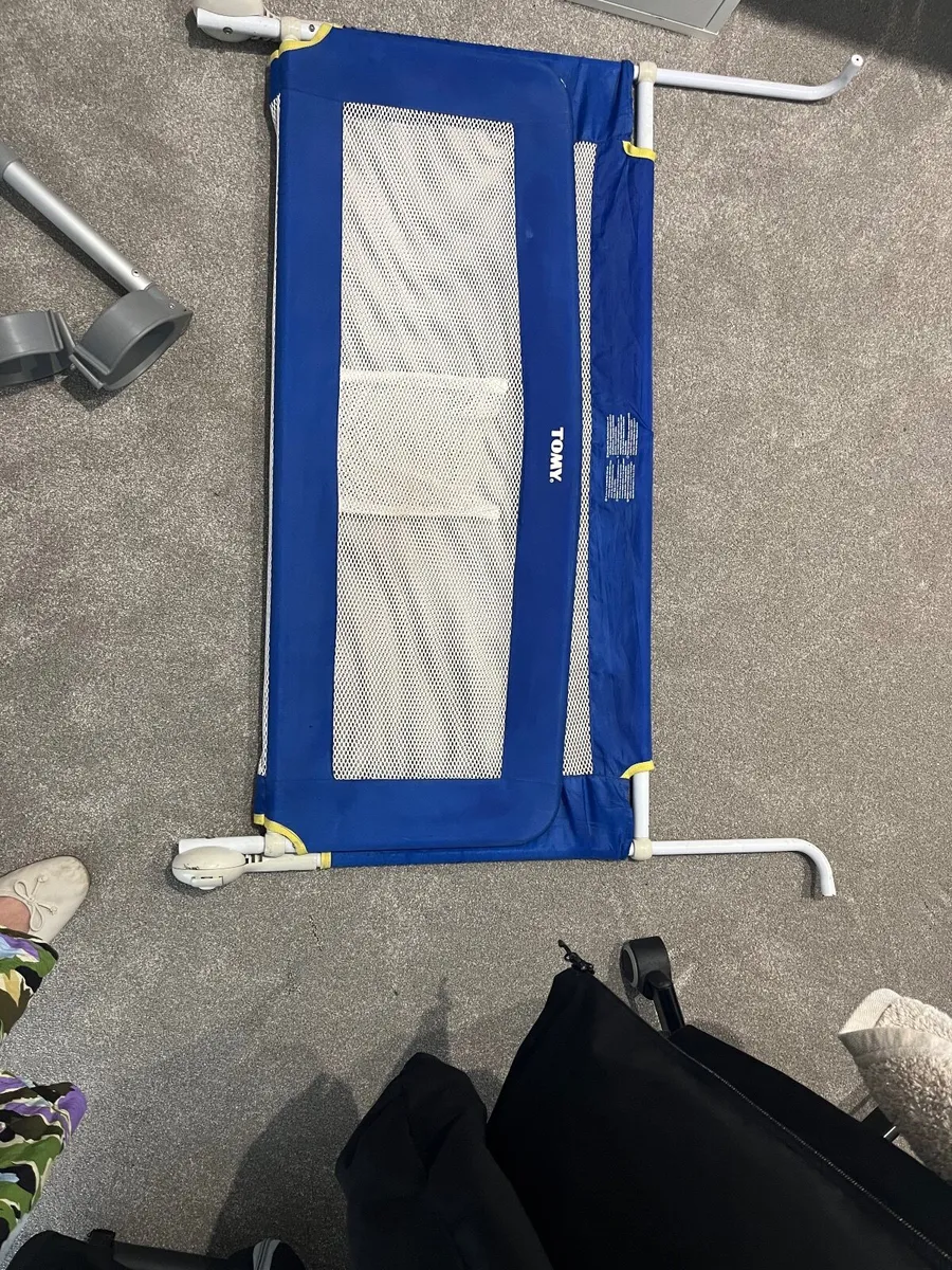 Child safety bed rail - Image 3
