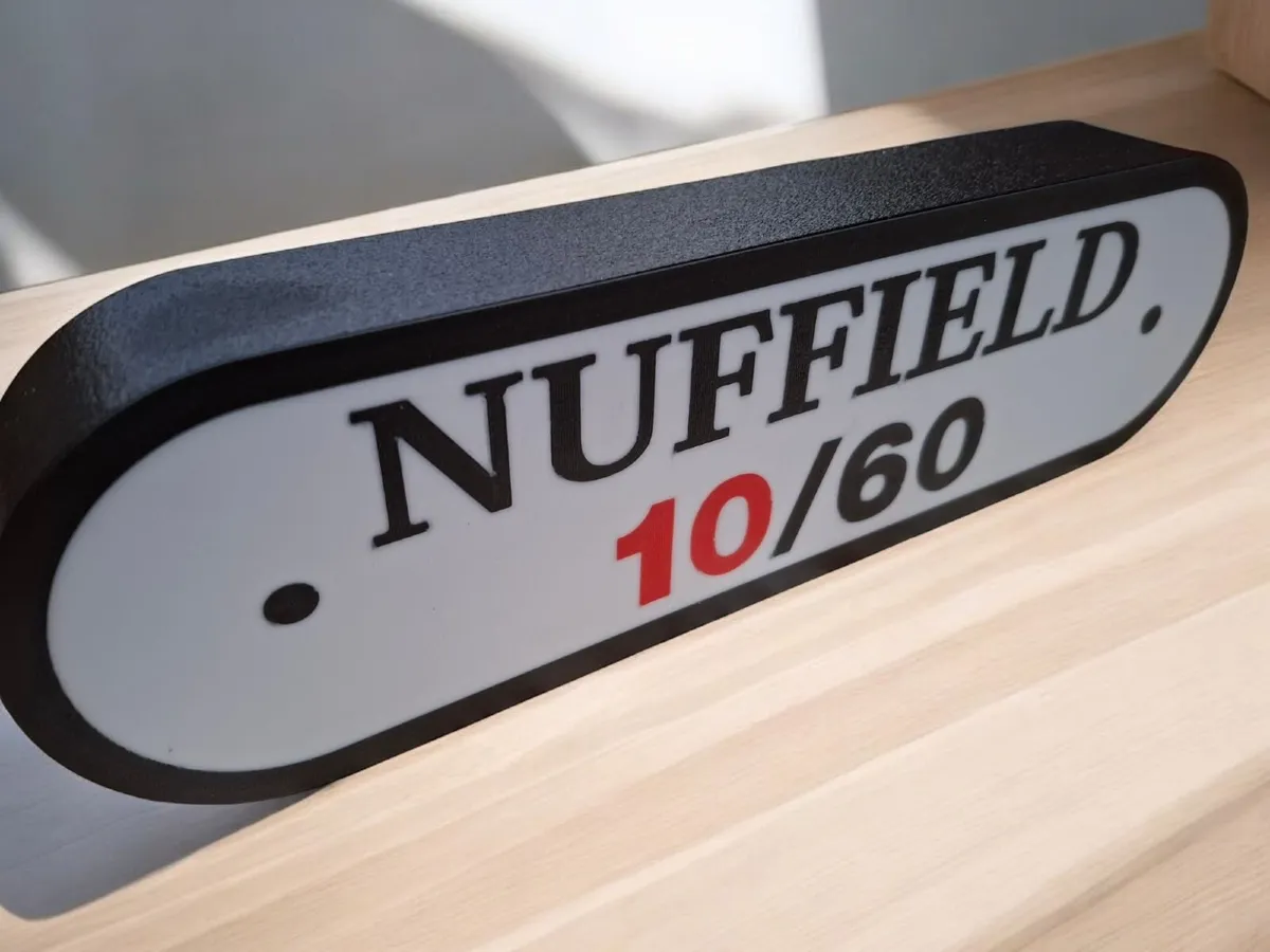 Custom Nuffield Tractor 1060 Lightbox - Image 2