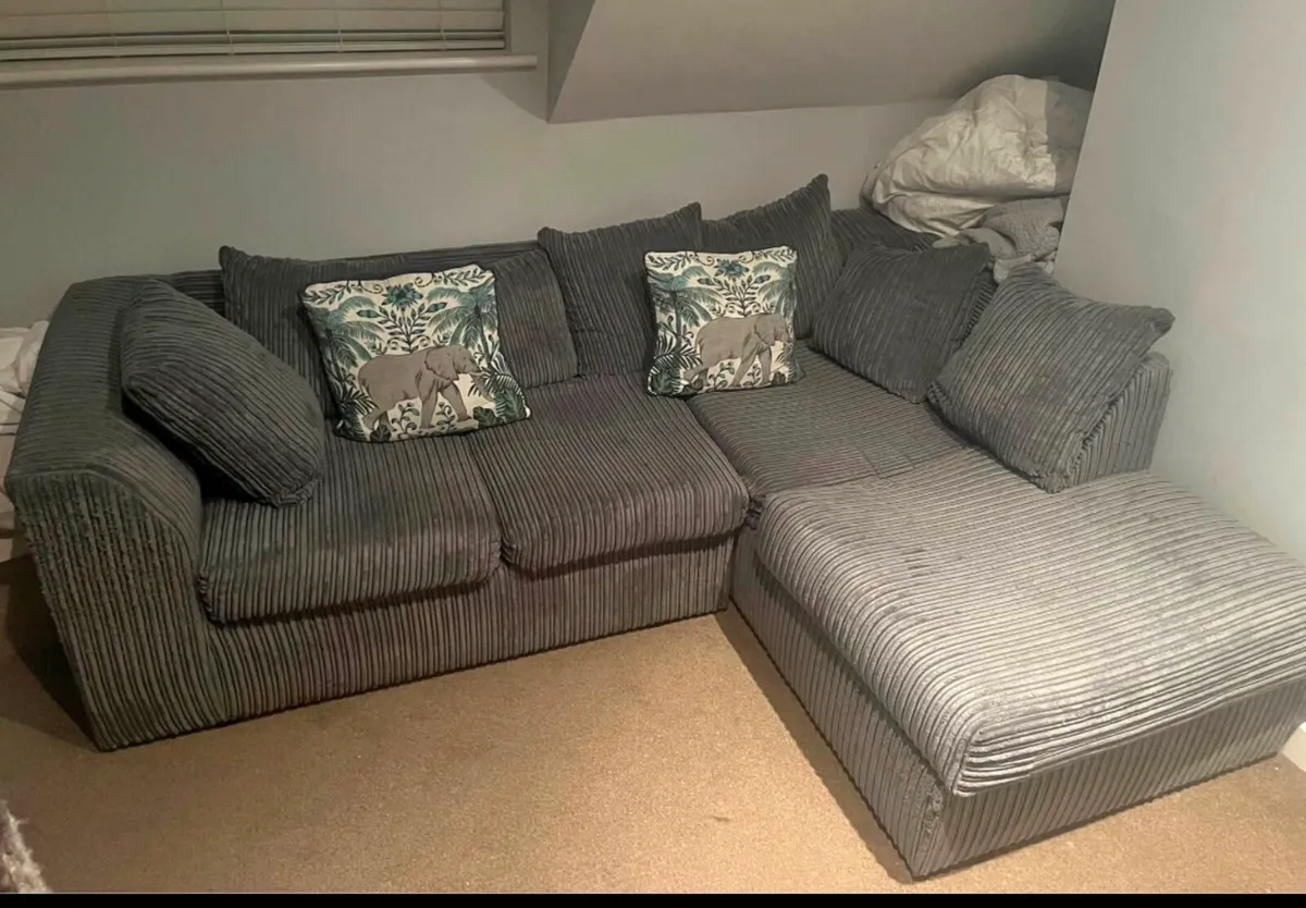 Corner sofa