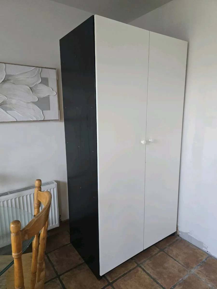 Wardrobe - Image 3