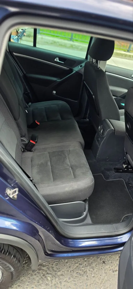 Volkswagen Tiguan 2014 - Image 2