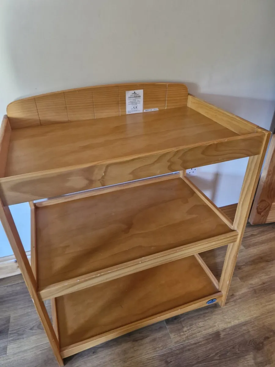 Baby changing unit - Image 2