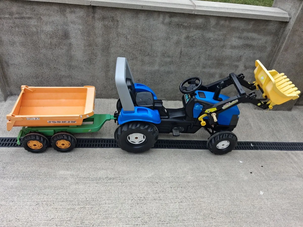 Childs Tractor with trailer - Image 2