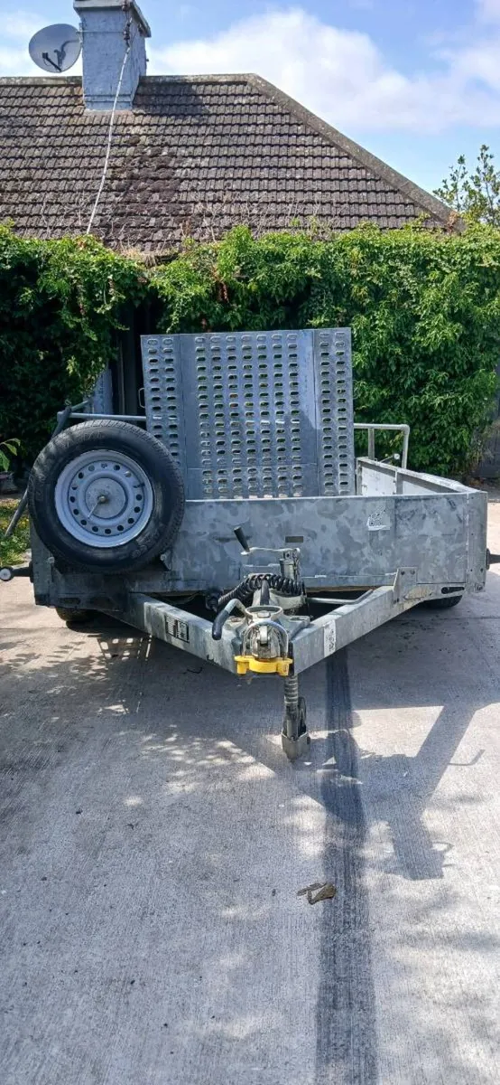 Plant trailer - Image 1