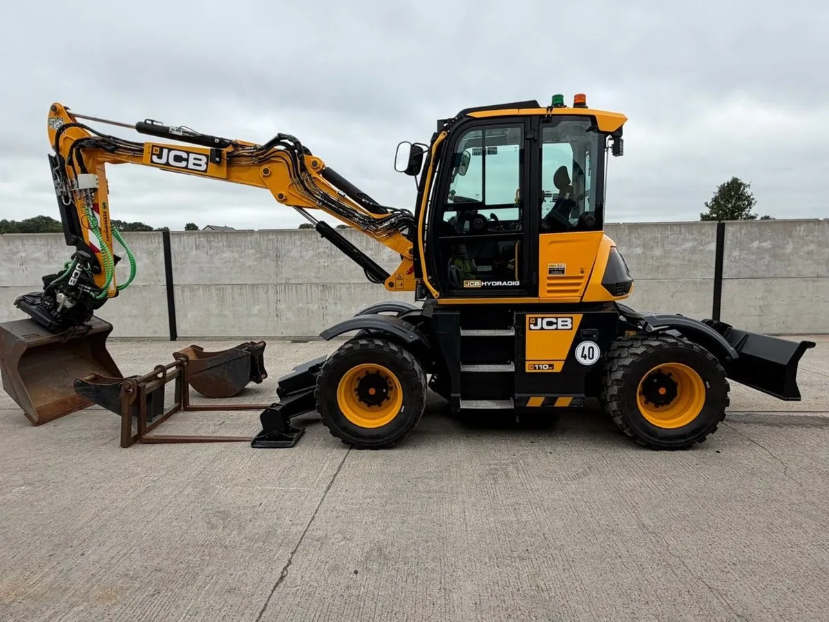 JCB HYDRADIG 110WT SV WHEELED EXCAVATOR - Image 4