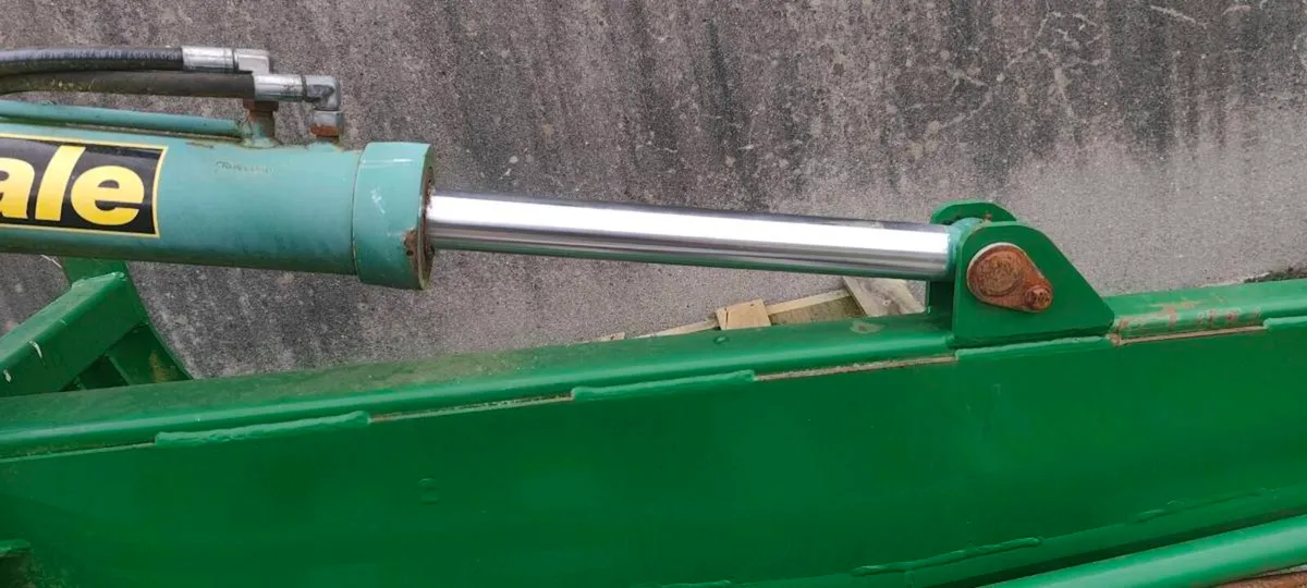McHale bale spliter - Image 2
