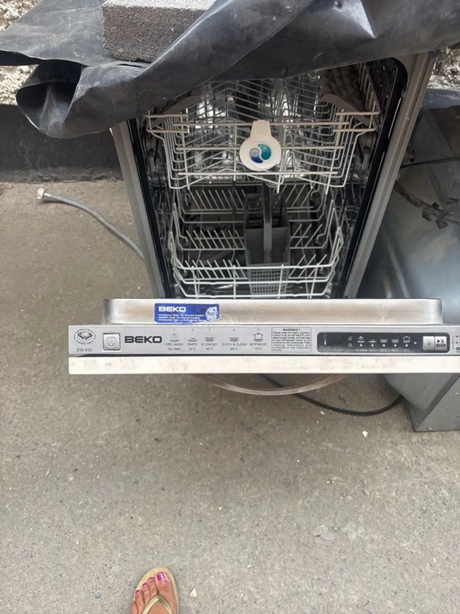 Beko Slimline Dishwasher Integrated - Image 1