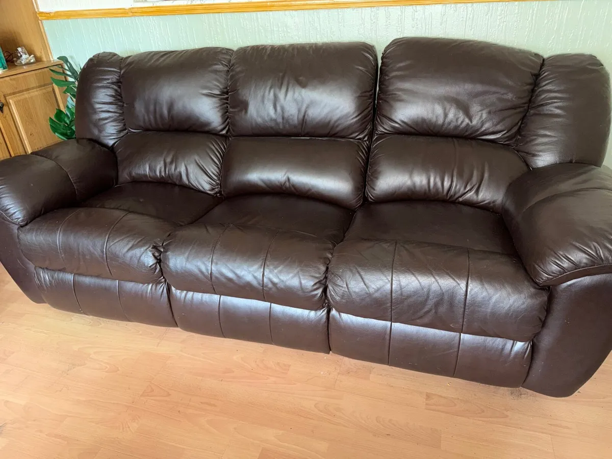 3+2+1 brown leather recliner sofa - Image 3