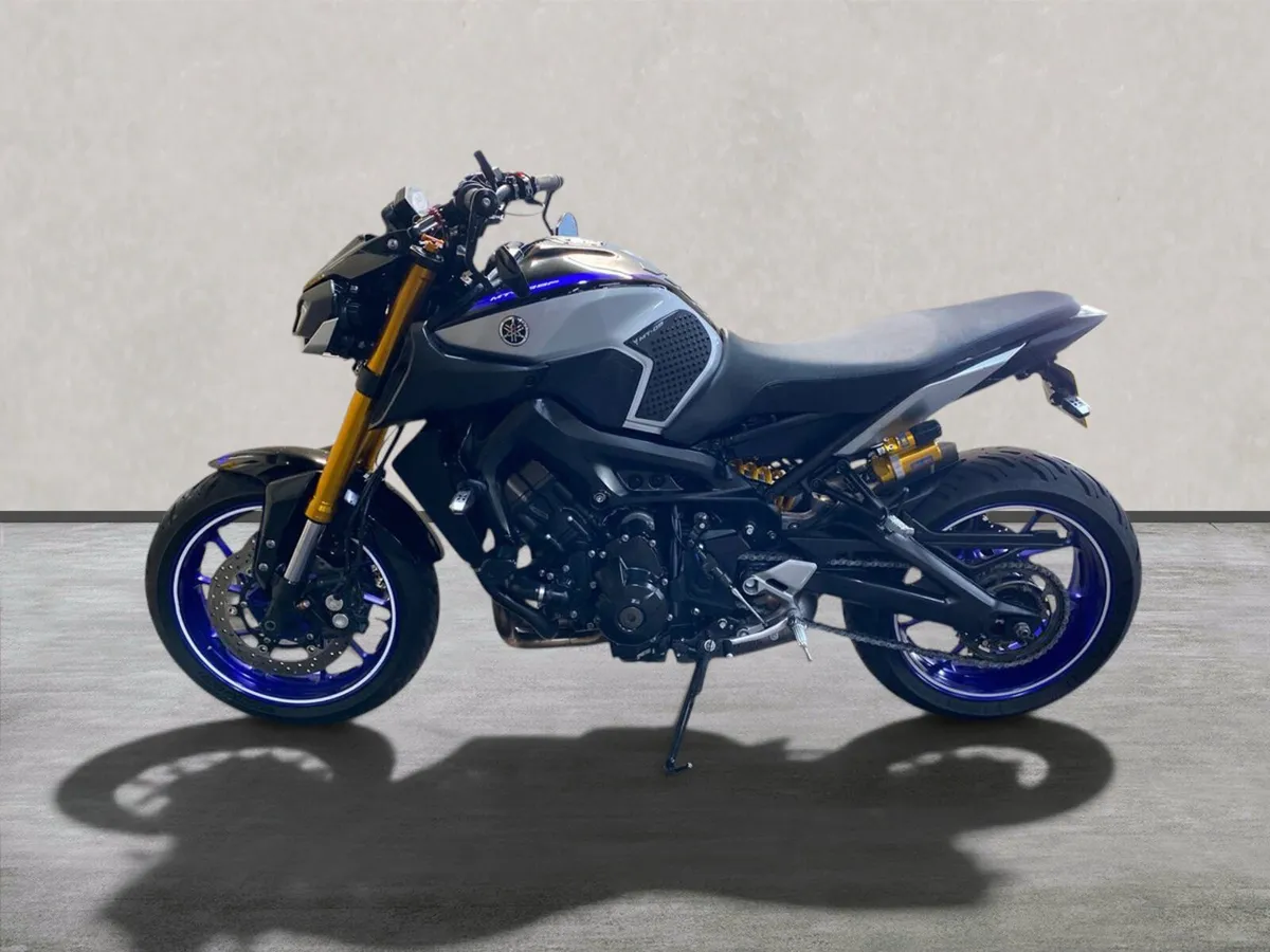 YAMAHA MT-09 SP with Extras - Image 2