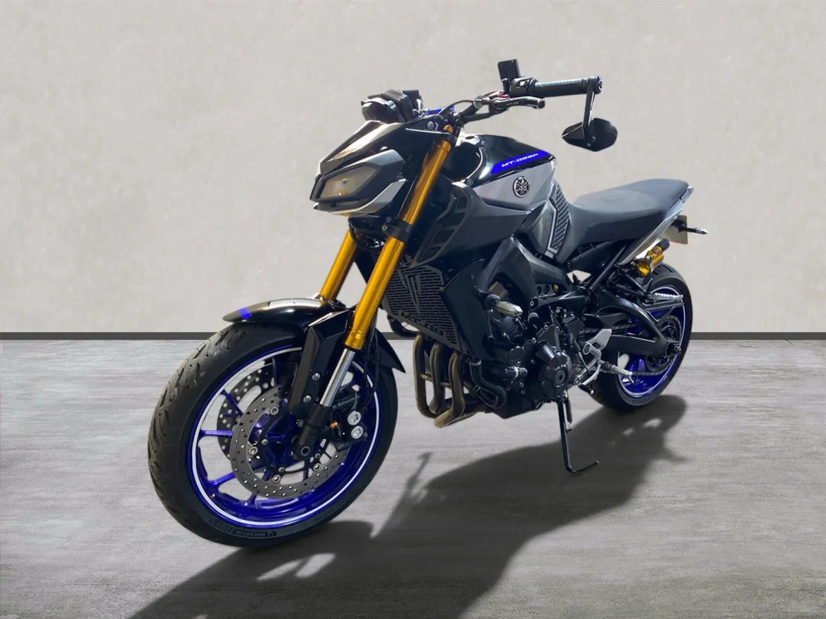 YAMAHA MT-09 SP with Extras - Image 4