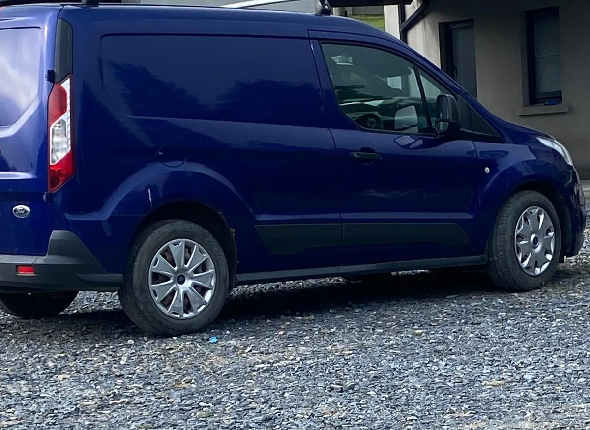 Ford Transit Connect van - Image 2