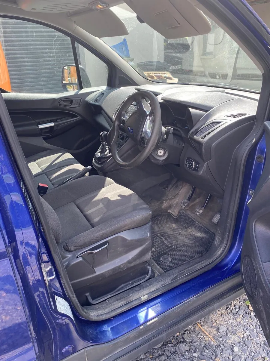 Ford Transit Connect van - Image 3