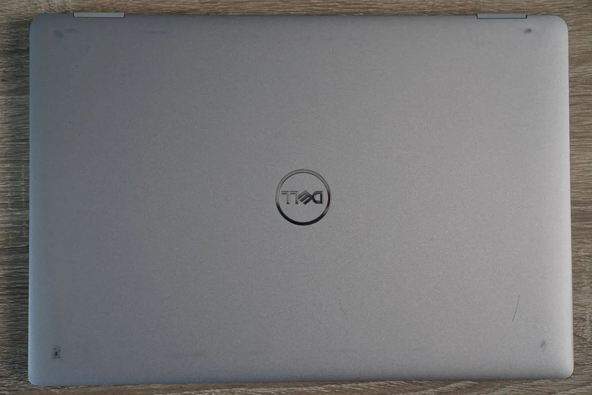 Dell Latitude 5330 | i5-1235U 10-Core | 256GB - Image 3