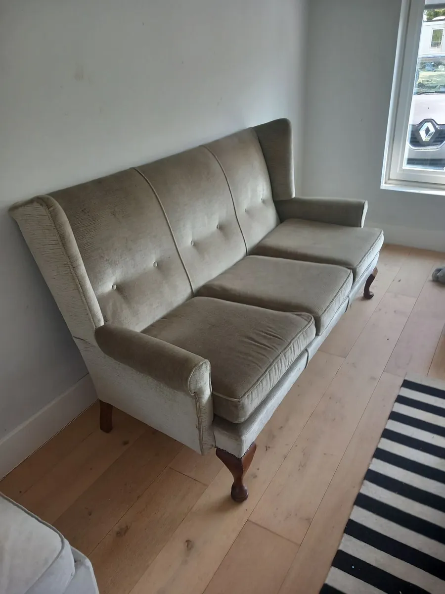 Sofa  In good condition - Image 3