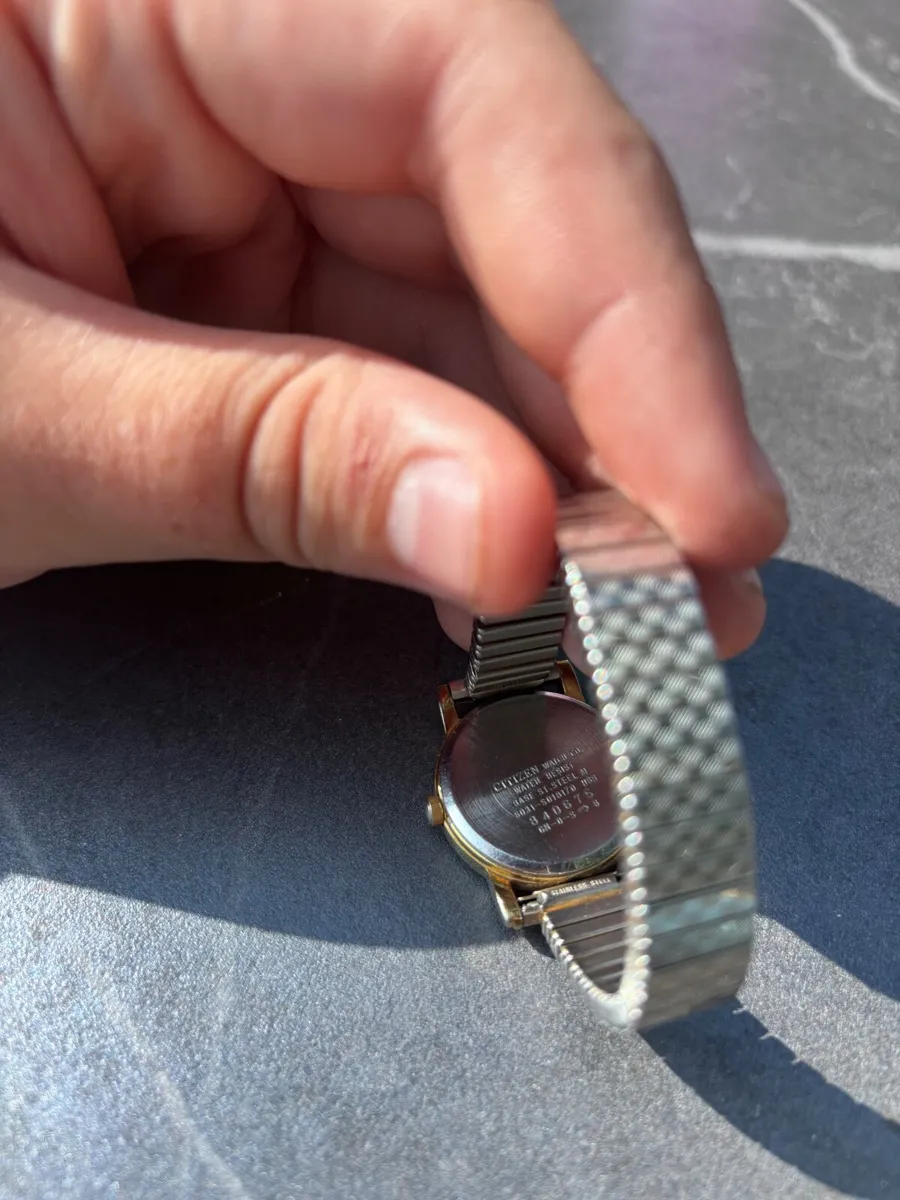 Citizen Quartz Ladies Stainless Steel with stretch - Image 3