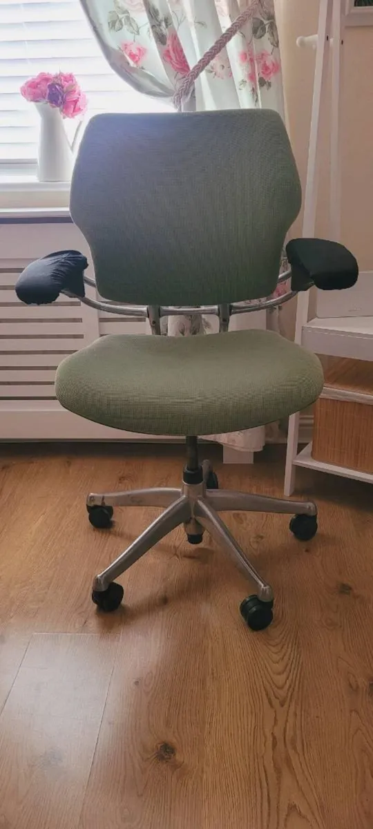 Office chair - Image 3