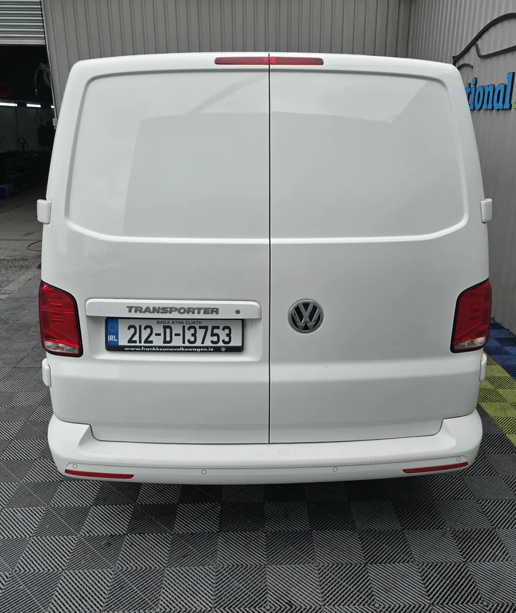 2021 Volkswagen Transporter 2.0D - Image 4