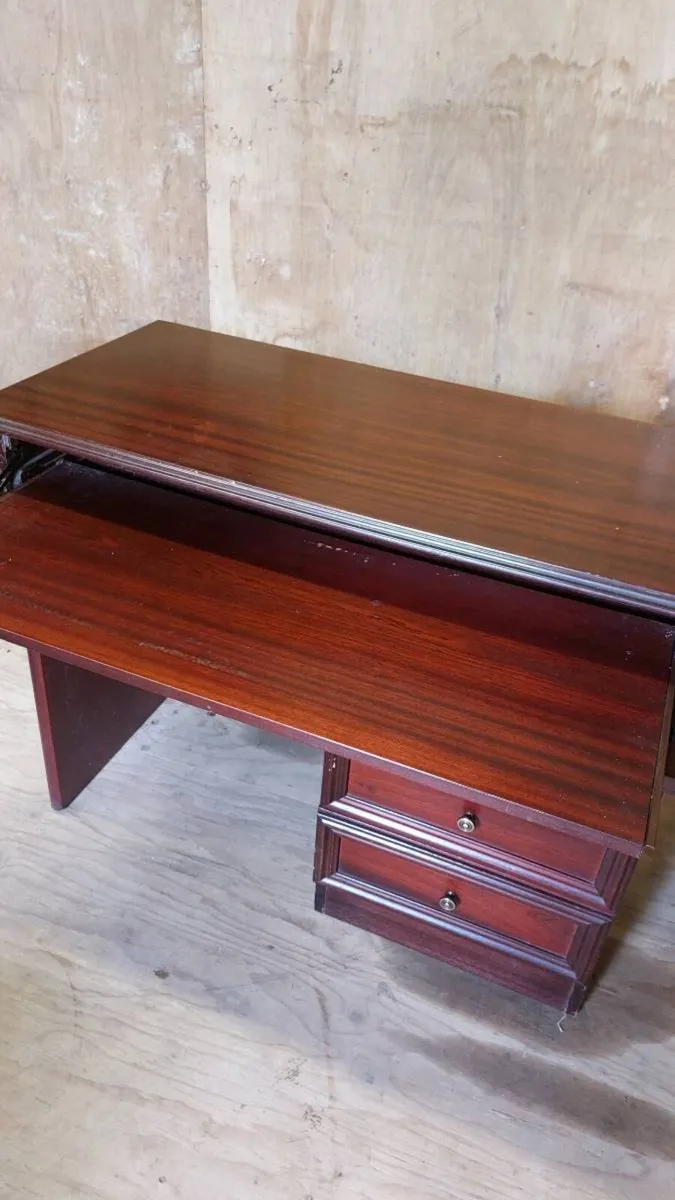 Computer Desk - Image 3