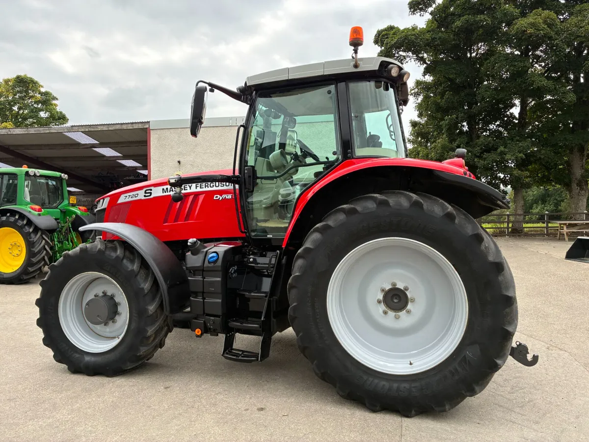 Massey Ferguson 7720s - Image 2