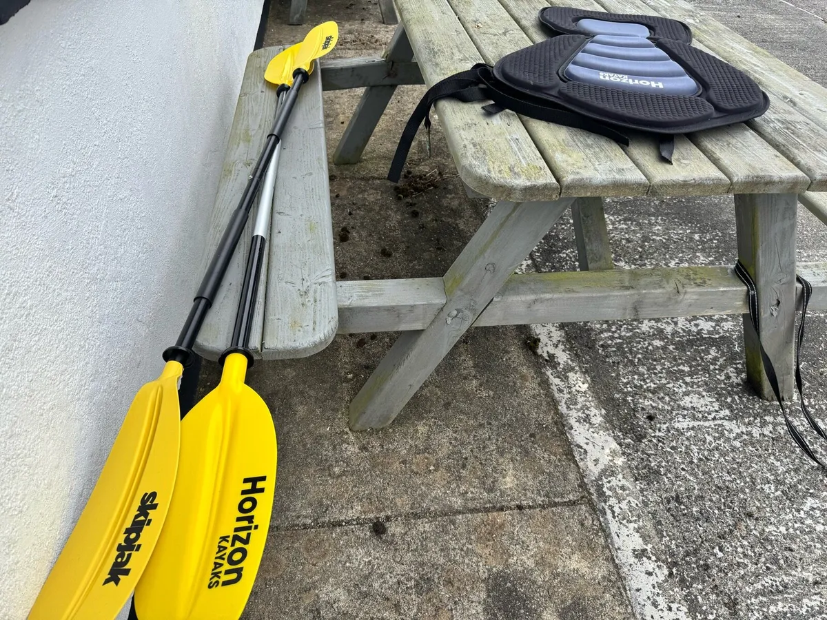 Kayak - Image 2