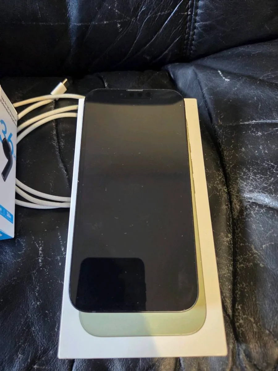 IPhone 17 256 GB unlocked like brand new - Image 4