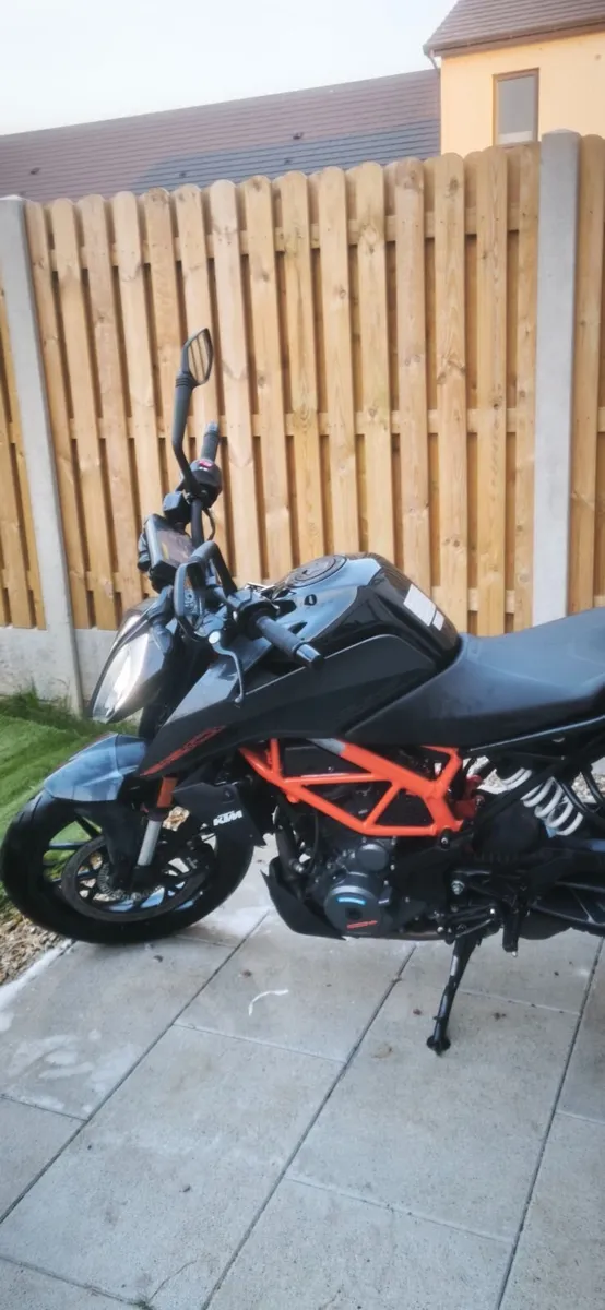 KTM Duke 390cc 2023 ABS  ONLY 3000KM ! - Image 3