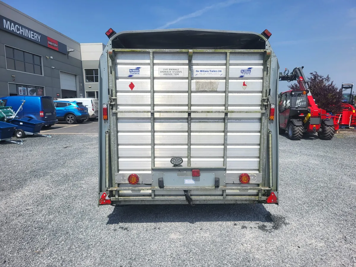 Ifor Williams 14ft Tri Axle Cattle Trailer - Image 4