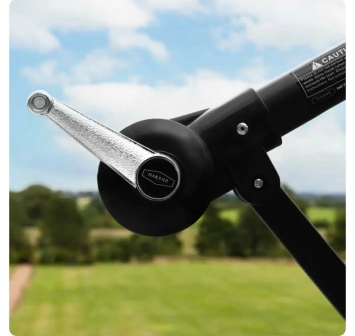 Cantilever solar lit parasol - Image 2