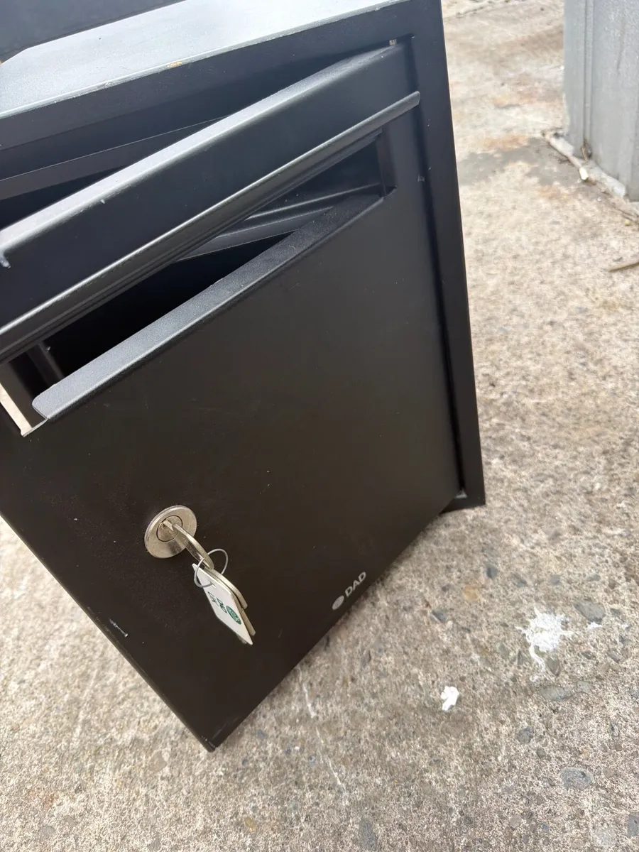 Post box - Image 3