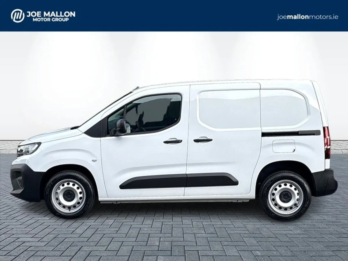 Peugeot Partner PRO PLUS 1.5 HDI AUTO 130 1000 - Image 4