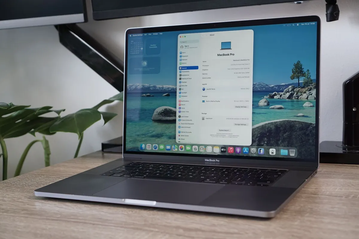 MacBook Pro 16" 2019 i7-9750H | 16GB | 512GB | 4GB - Image 1