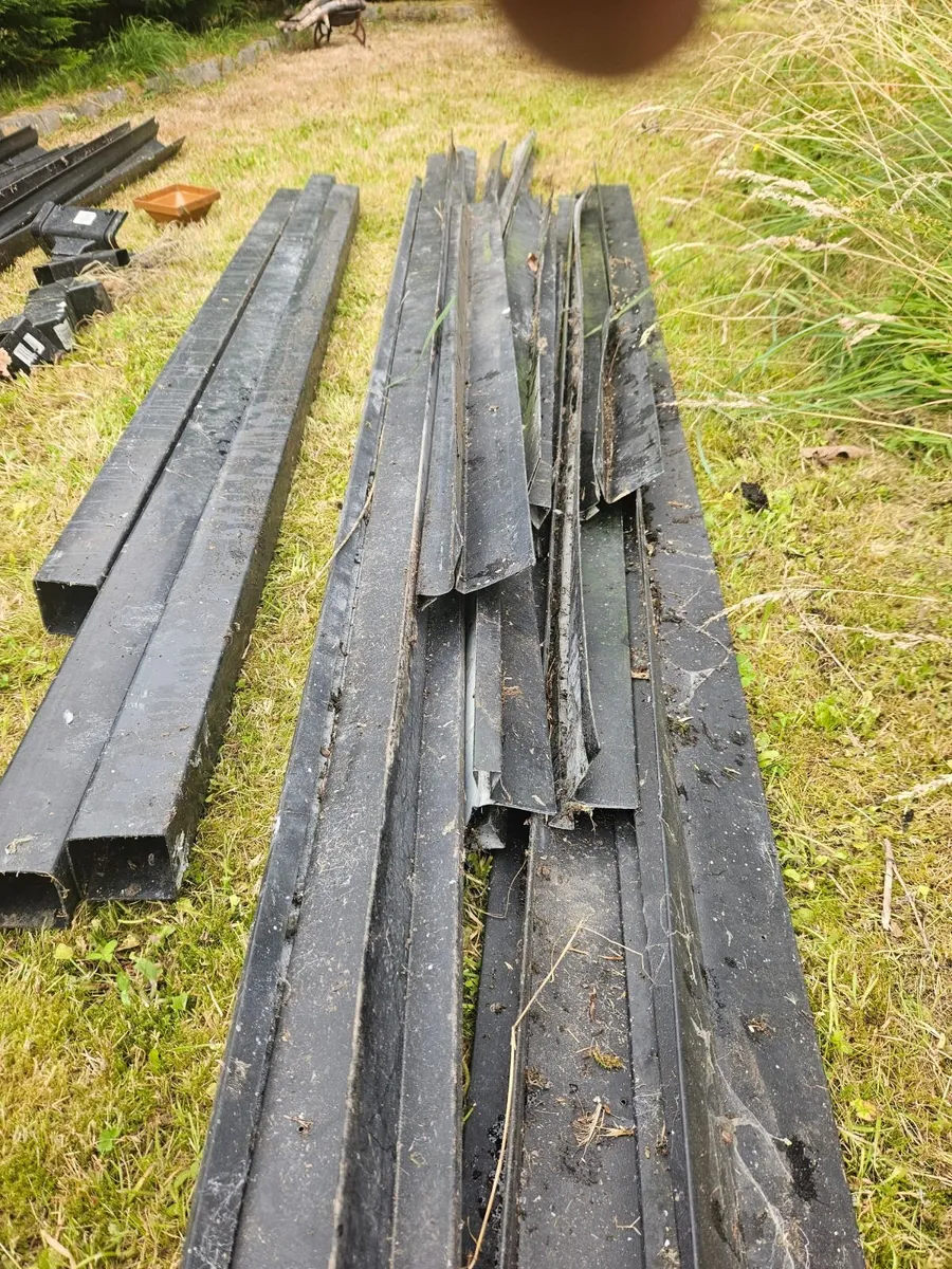 Gutters  Free to take away - Image 4