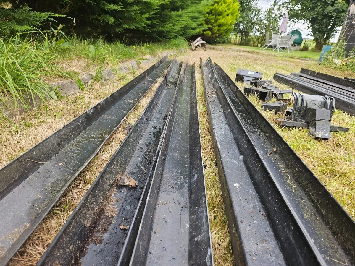 Gutters  Free to take away - Image 2